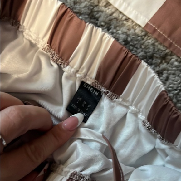 SHEIN Brown and White Striped Jumpsuit with Wide-Leg Design - Picture 3 of 3